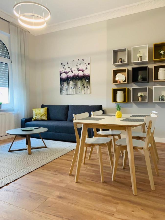 Family Apartment Wiesbaden Exterior foto